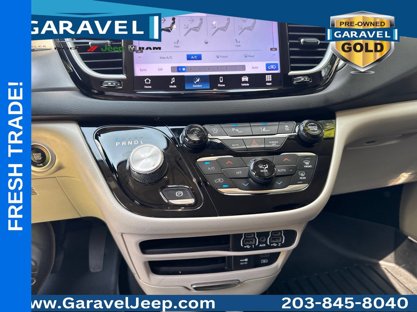 Used 2022 Chrysler Pacifica Touring-L FWD image 7
