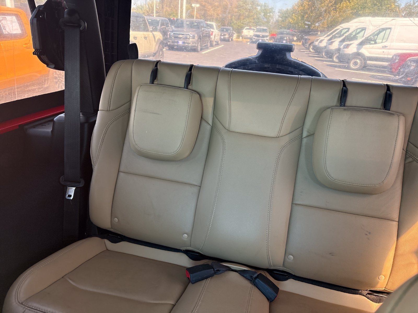 Used 2019 Jeep Wrangler Rubicon w/ Cold Weather Group AWD/4WD image 12