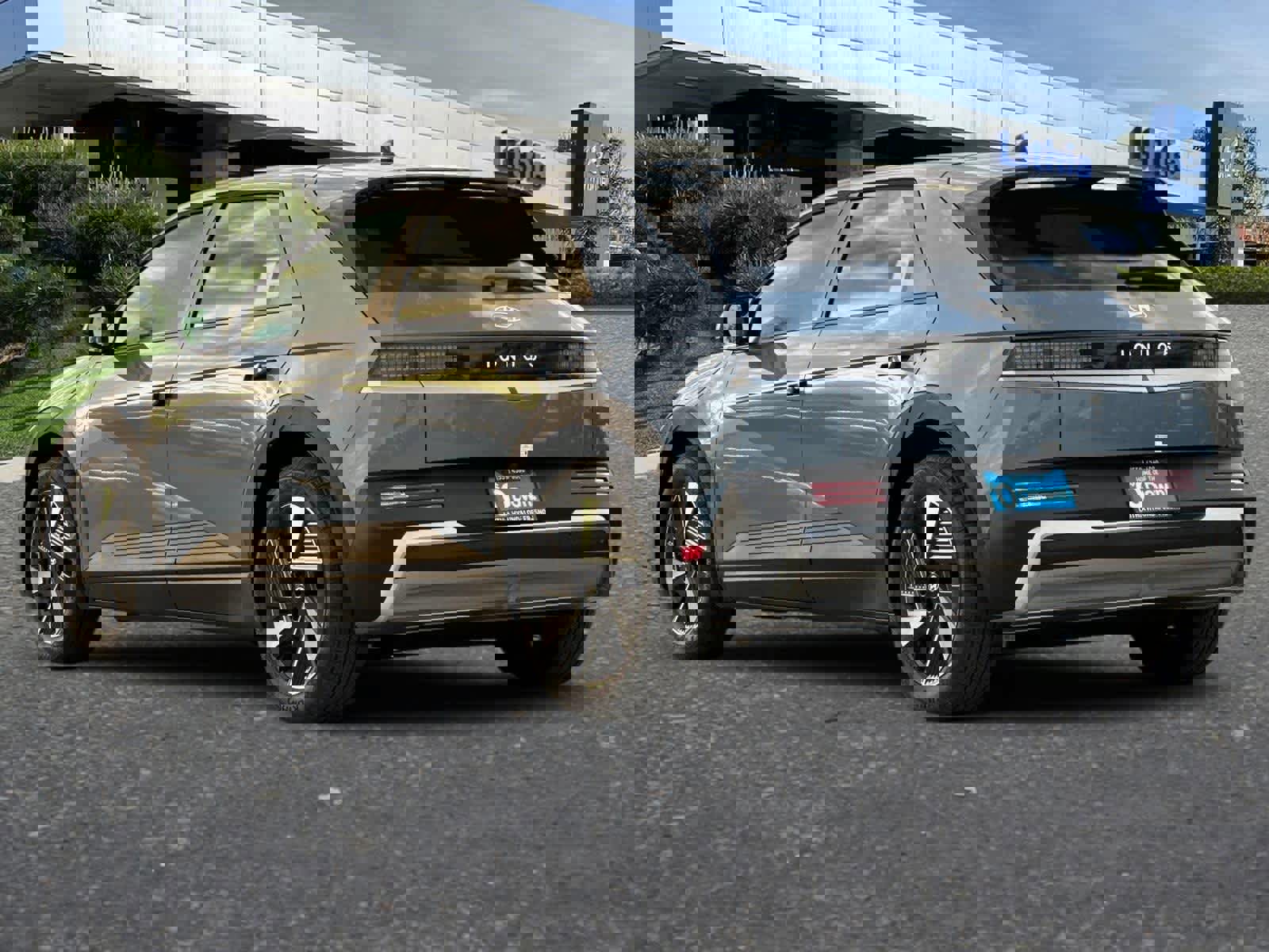 New 2026 Hyundai Ioniq 5 SE image 6