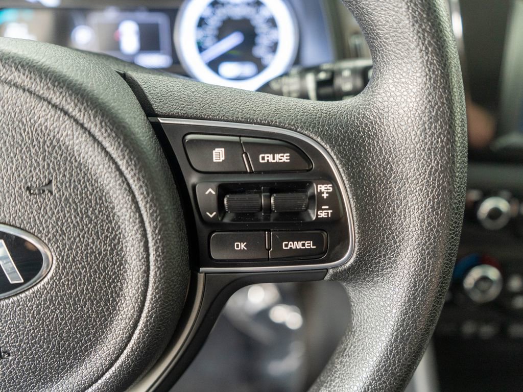 Used 2019 Kia Niro LX FWD image 16