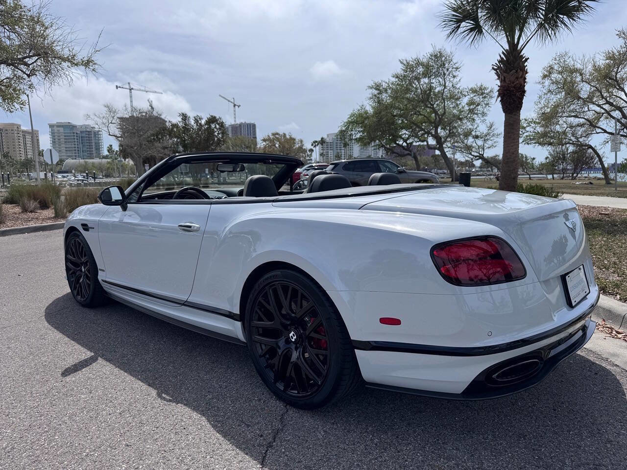 Used 2018 Bentley Continental GT Supersports image 30