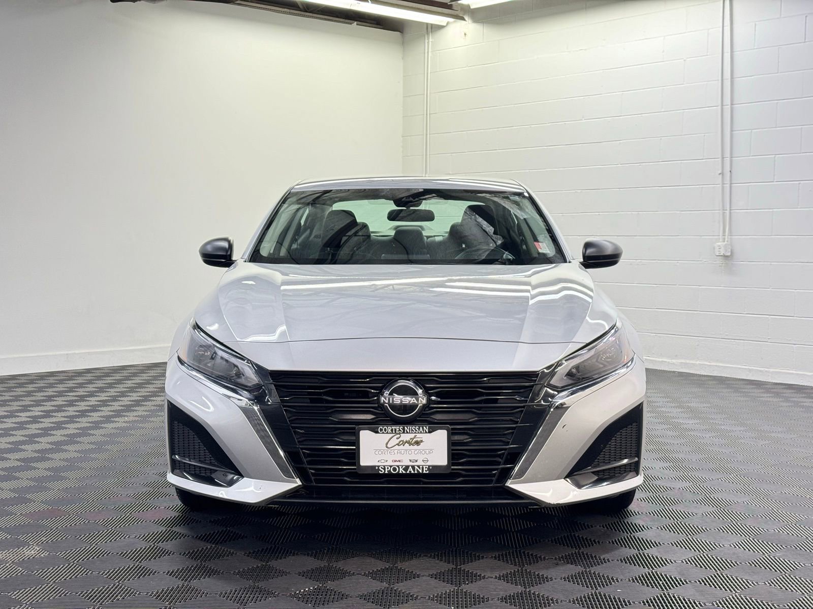 Used 2024 Nissan Altima 2.5 SV image 5