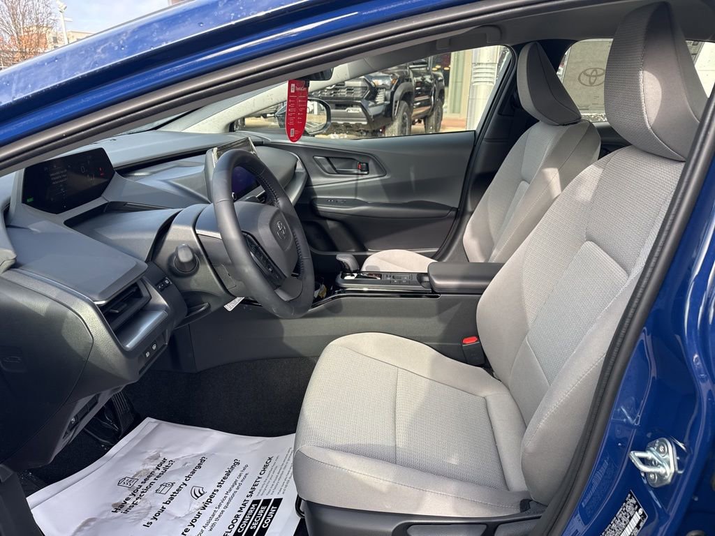 New 2026 Toyota Prius LE image 10