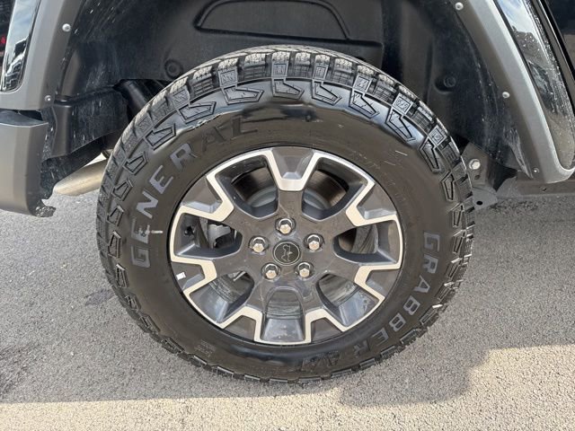 Used 2024 Jeep Wrangler Sahara w/ Technology Group image 14