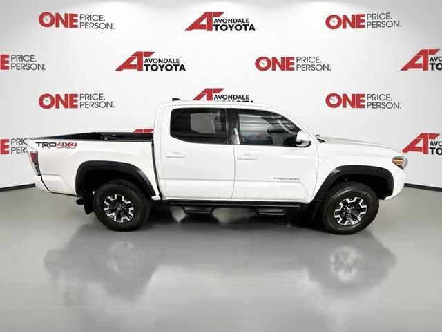 Certified 2022 Toyota Tacoma TRD Off-Road w/ Technology Package AWD/4WD image 9