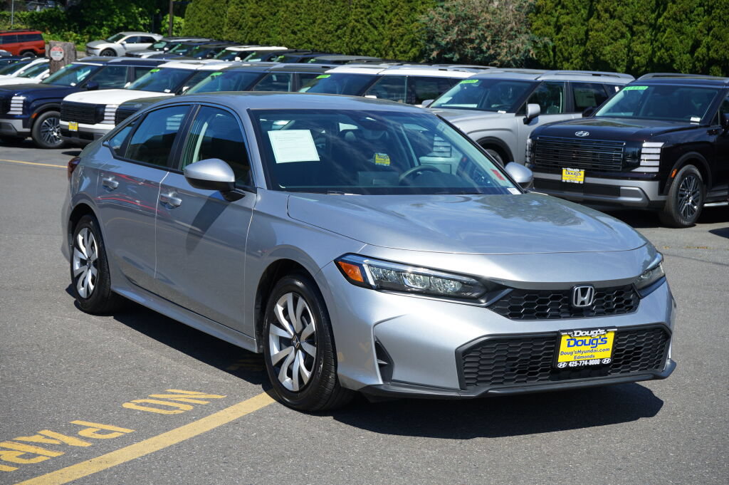 Used 2025 Honda Civic LX image 3