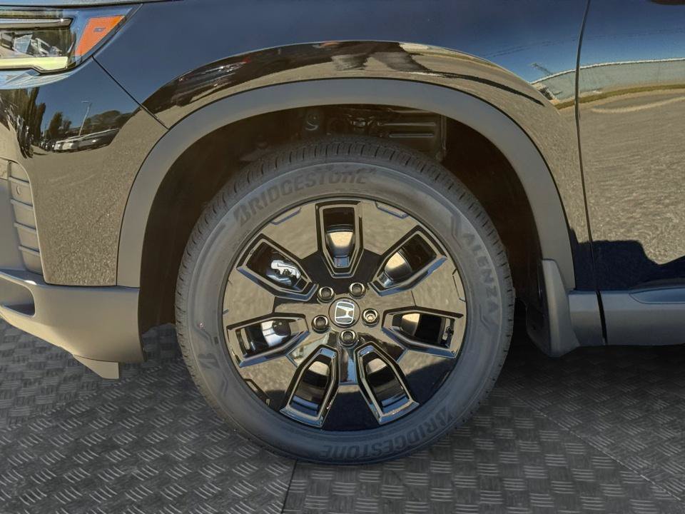 New 2026 Honda Pilot Black Edition image 27