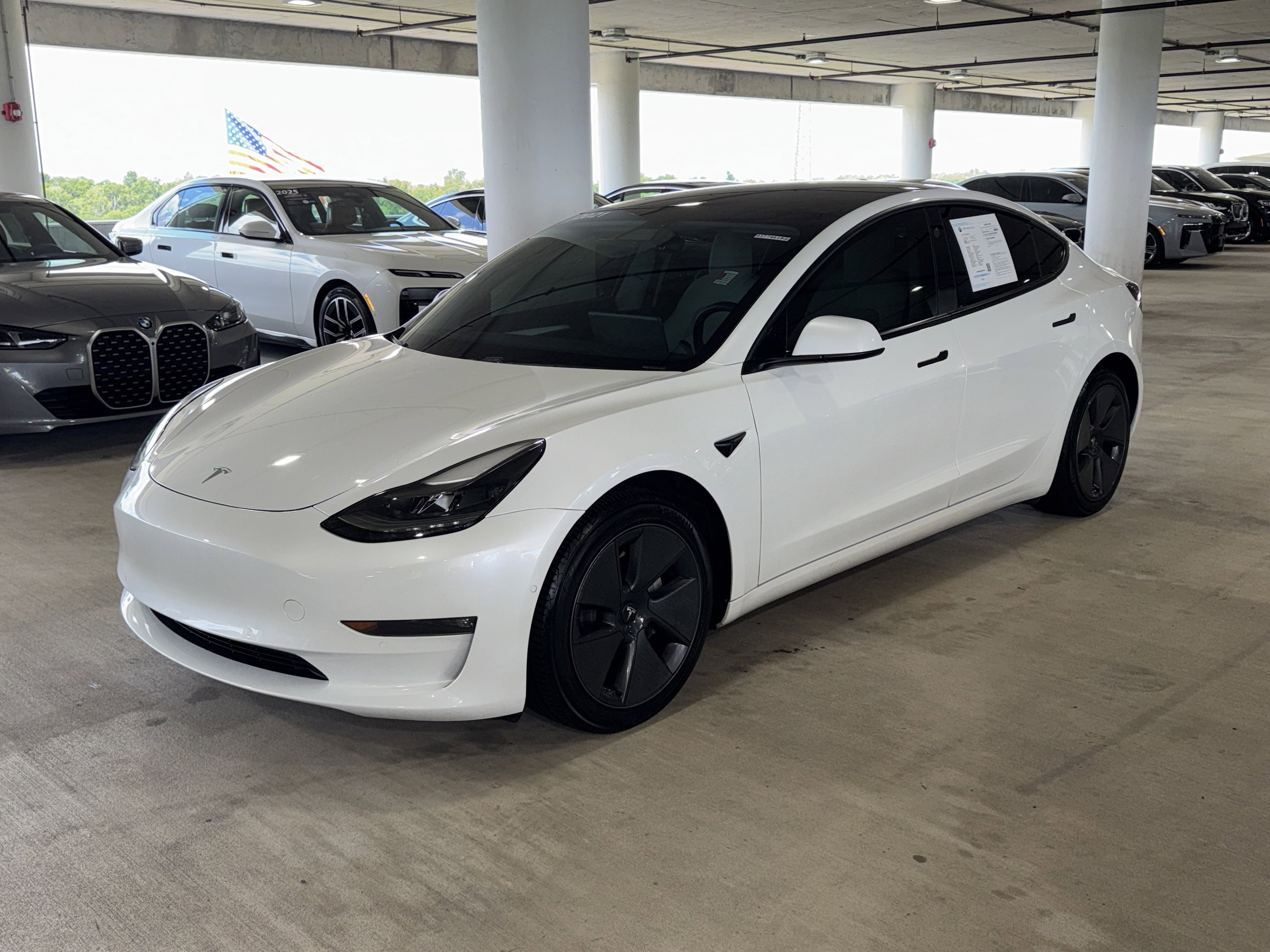 Used 2021 Tesla Model 3 Standard Range Plus RWD image 4