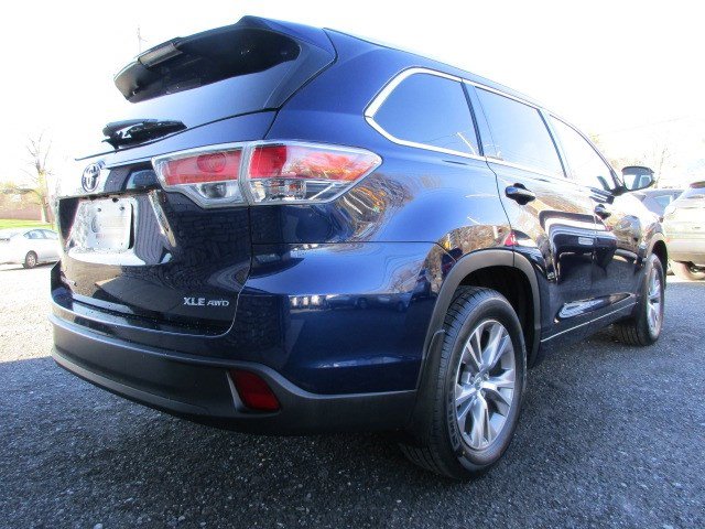 Used 2015 Toyota Highlander XLE image 8