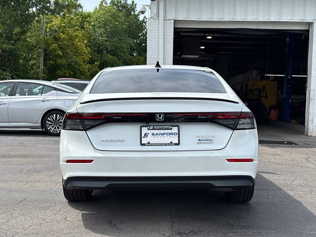 Used 2023 Honda Accord Sport image 4