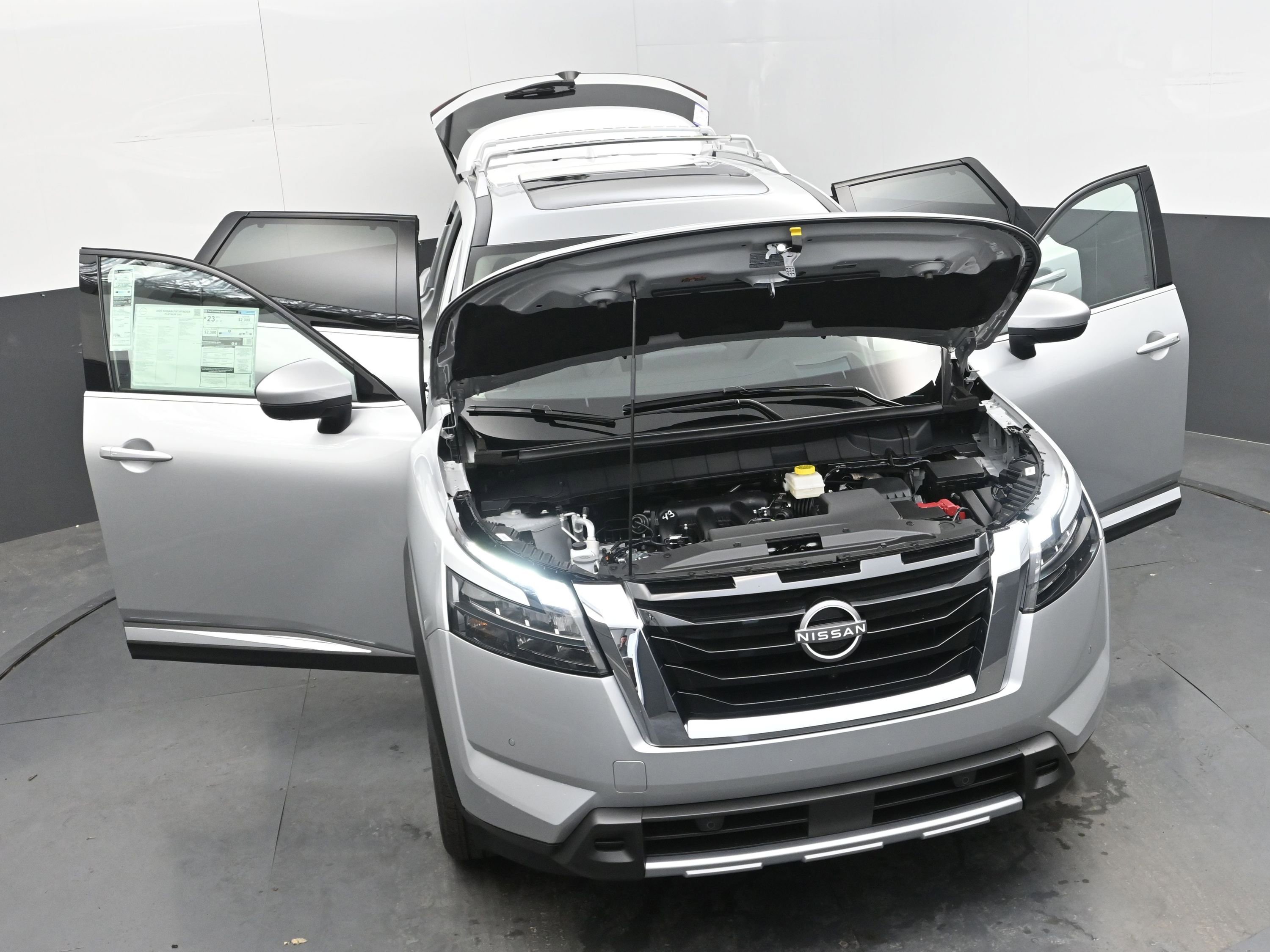 New 2025 Nissan Pathfinder Platinum image 41