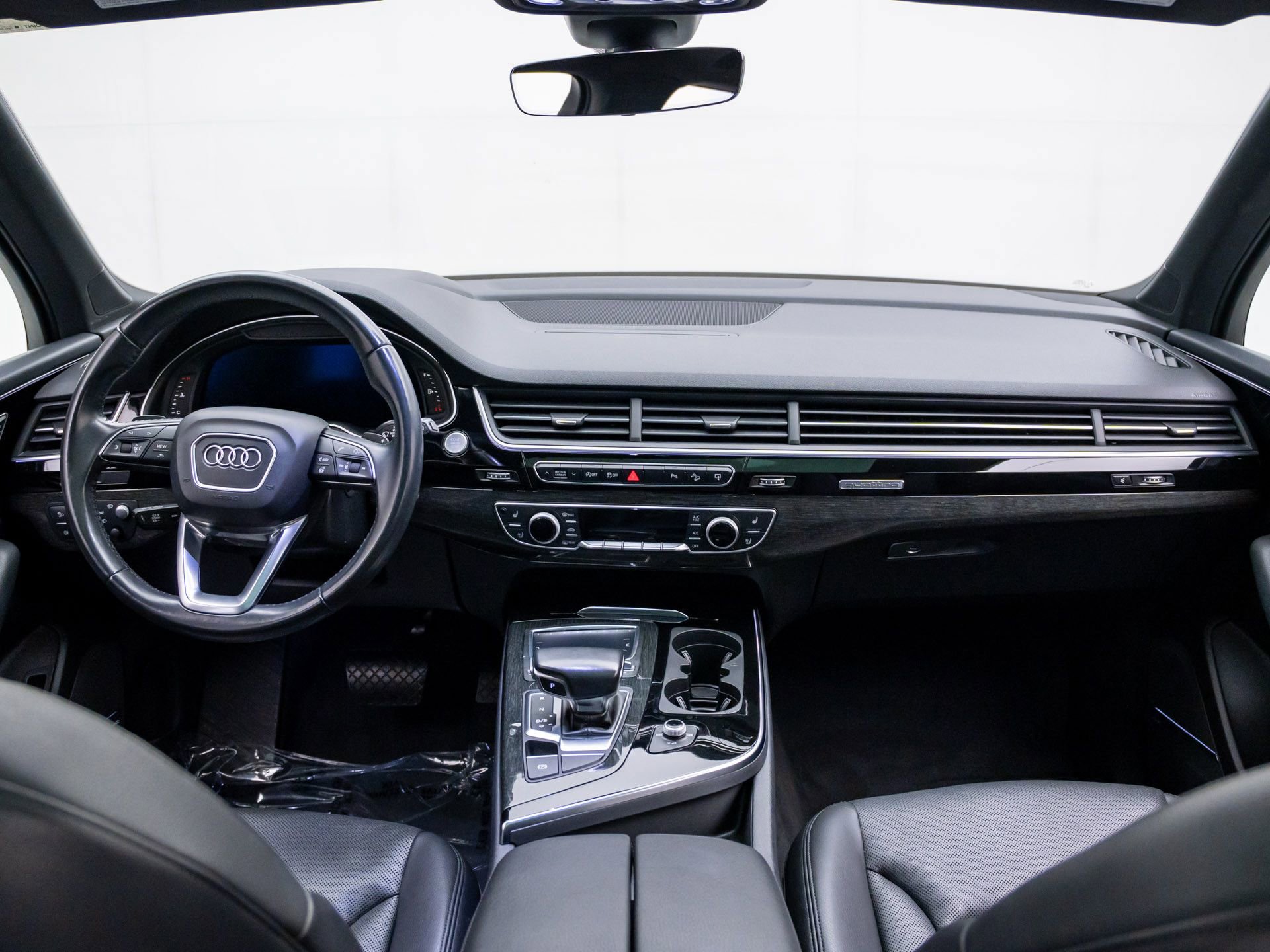 Used 2017 Audi Q7 3.0T Prestige w/ Prestige Package image 9