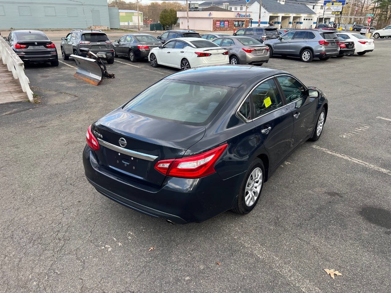 Used 2017 Nissan Altima 2.5 S w/ Power Driver Seat Package FWD image 11