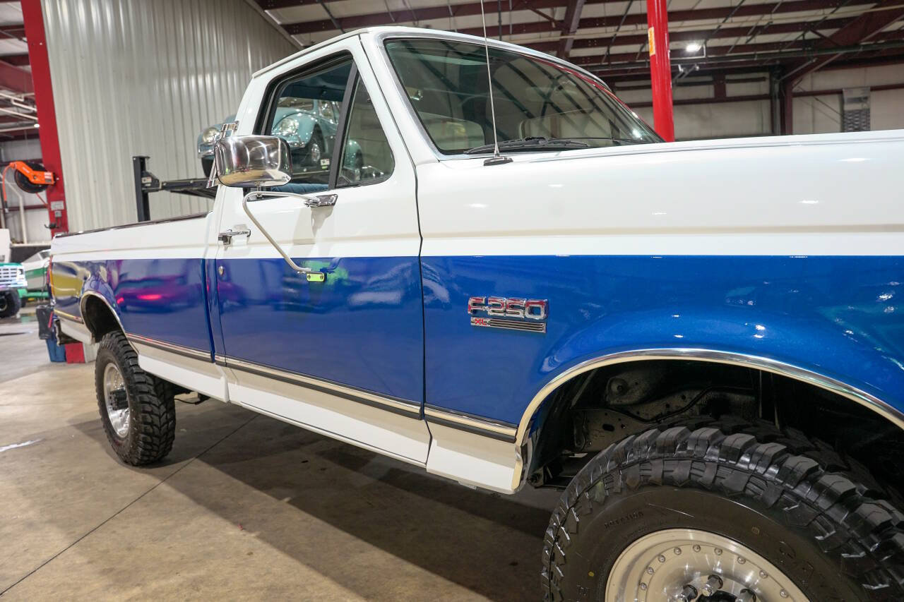 Used 1989 Ford F250 4x4 Regular Cab image 29