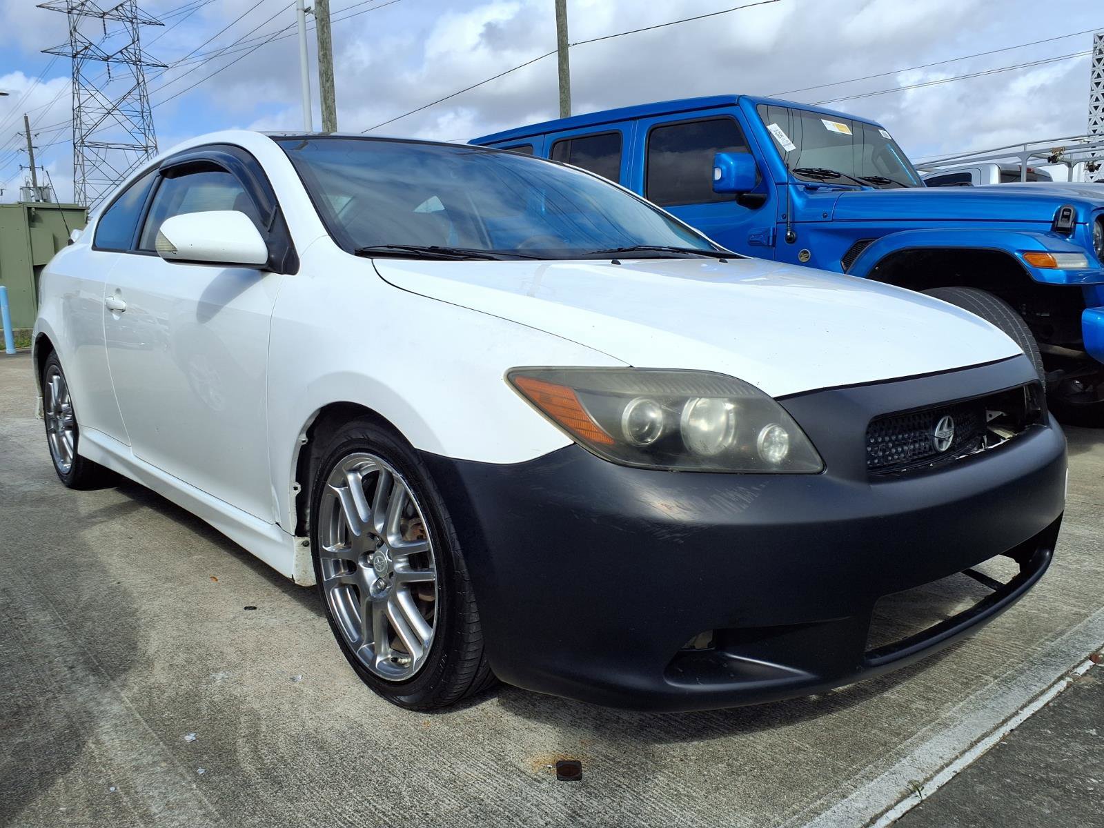 Used 2010 Scion tC image 2