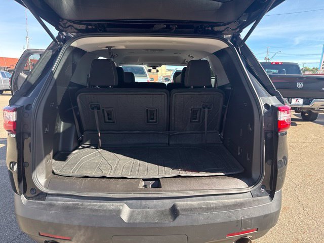 Used 2021 Chevrolet Traverse LS FWD image 12