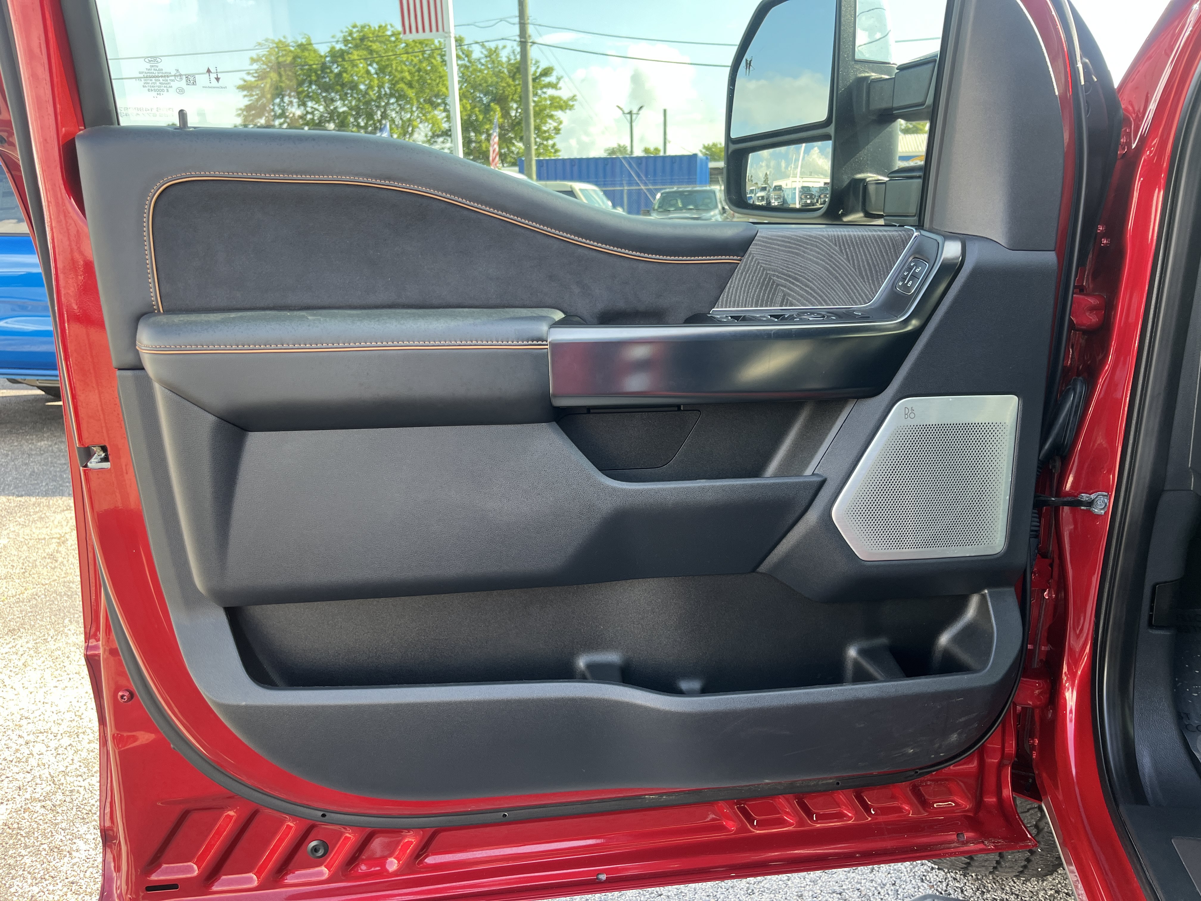 Used 2024 Ford F250 Platinum AWD/4WD image 13