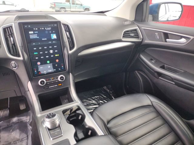 Used 2022 Ford Edge SEL image 18