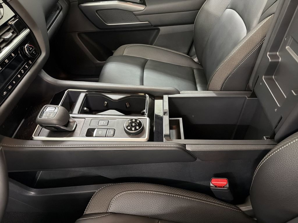 Certified 2025 Nissan Pathfinder SL w/ Cargo Package AWD/4WD image 27