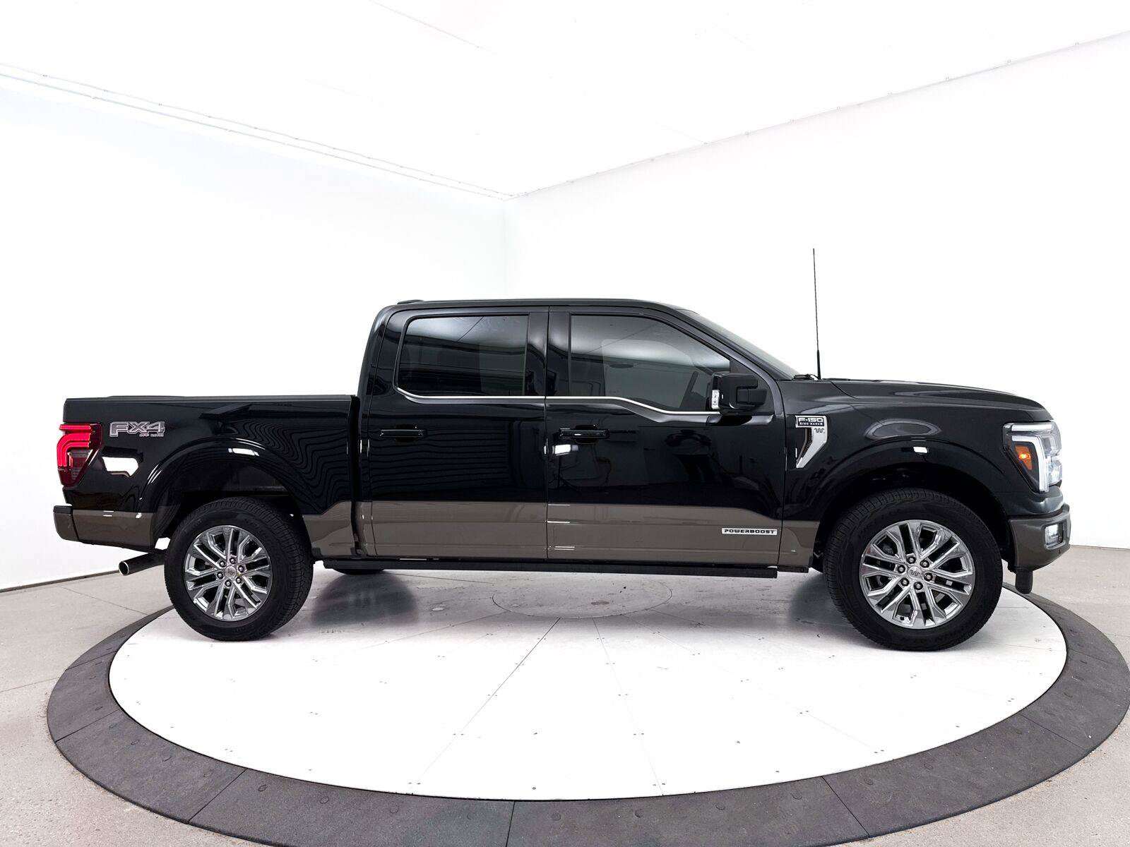 Used 2025 Ford F150 King Ranch w/ FX4 Off-Road Package AWD/4WD image 42