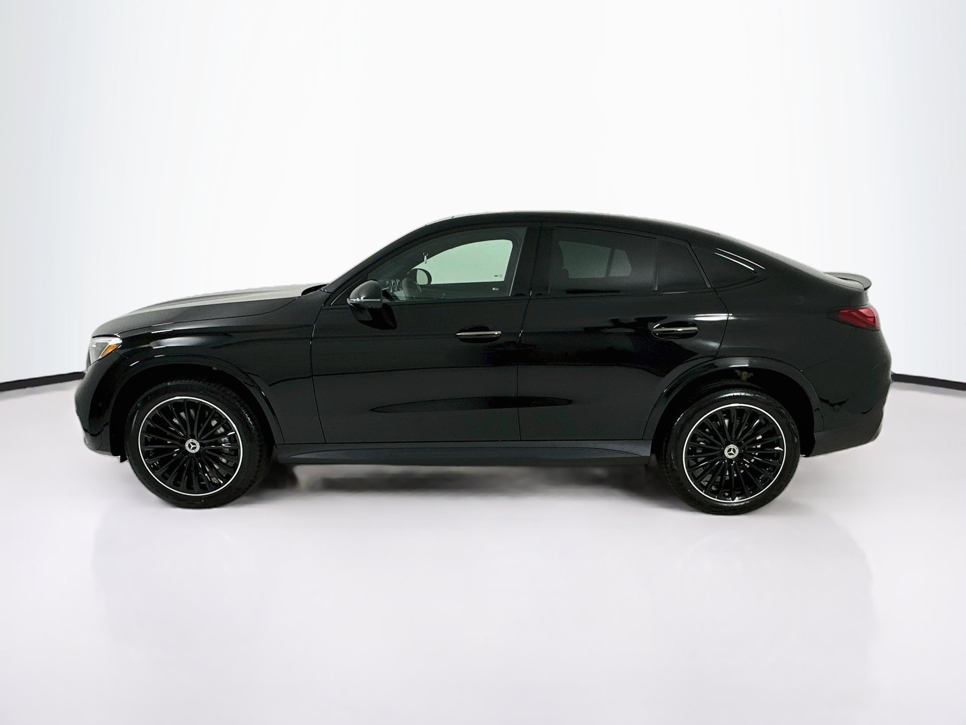 New 2027 Mercedes-Benz GLC 300 4MATIC image 5