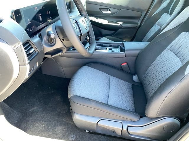 New 2027 Nissan Sentra SV w/ SV Convenience Package FWD image 10