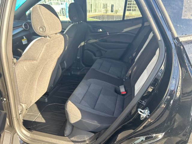 New 2026 Chevrolet Trax RS w/ Sunroof Package FWD image 28