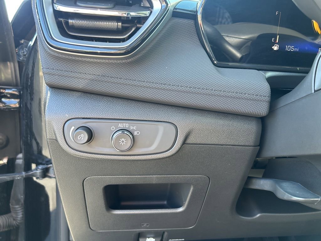 Used 2024 Chevrolet TrailBlazer LT w/ LT Cold Weather Package image 20