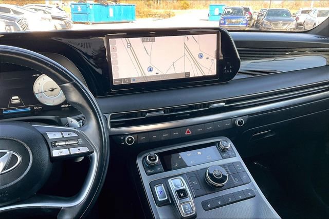 Used 2023 Hyundai Palisade Calligraphy image 6