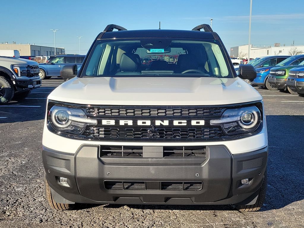 New 2025 Ford Bronco Sport Outer Banks image 2
