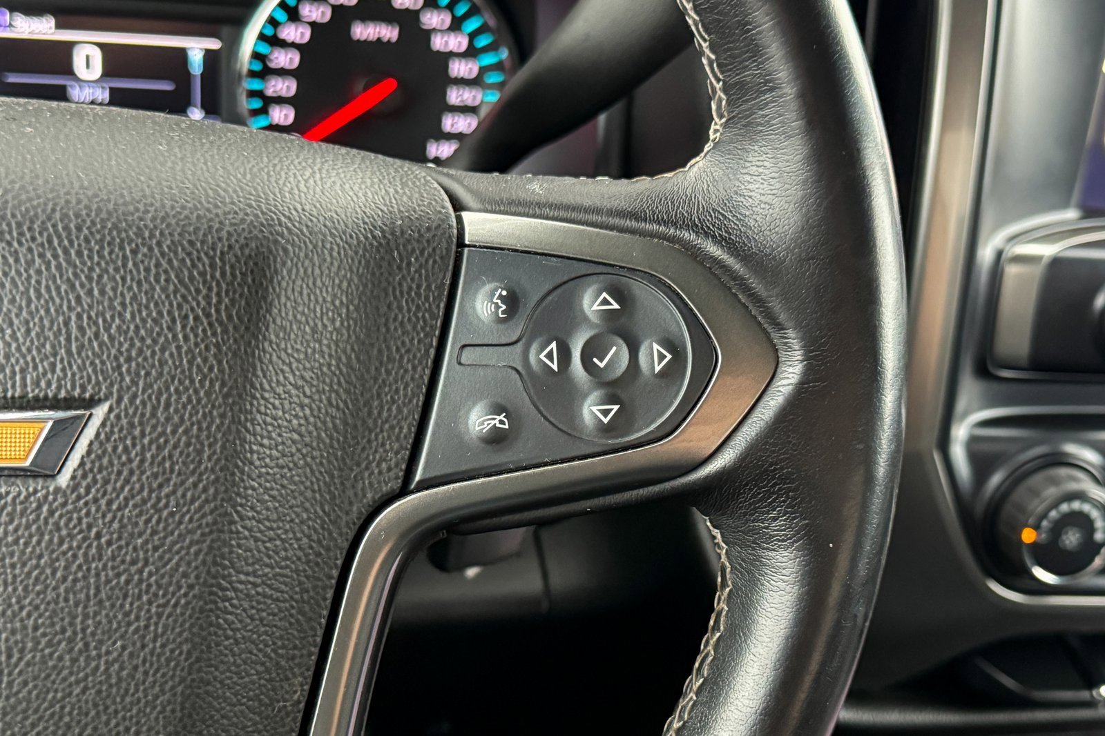 Used 2019 Chevrolet Silverado 1500 LT image 18