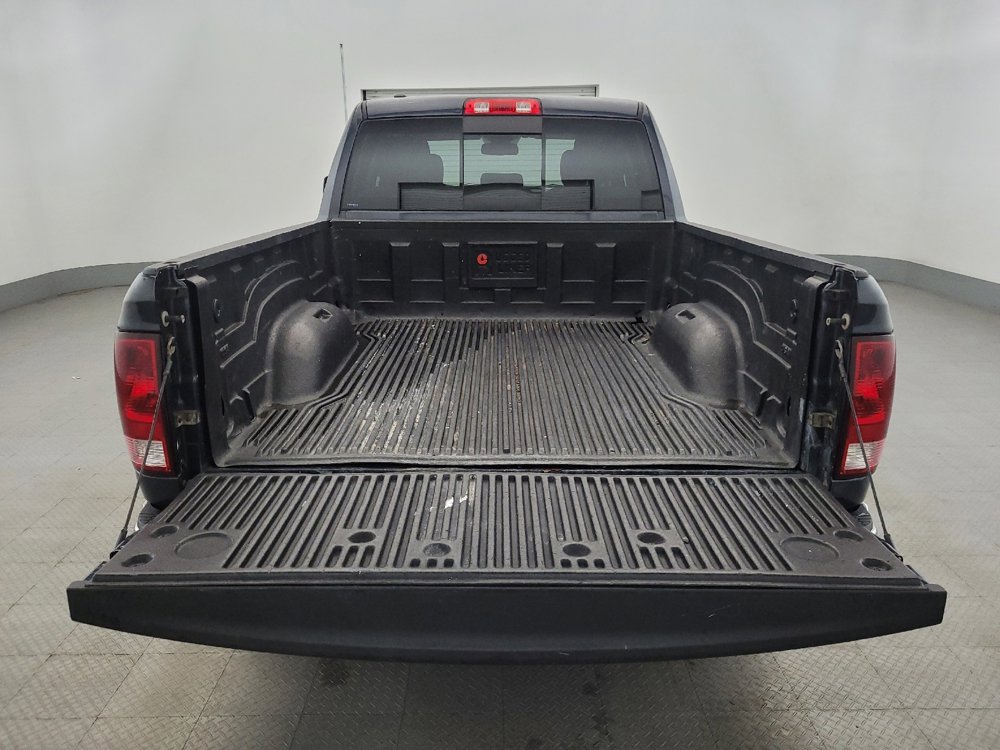 Used 2016 RAM 1500 Classic SLT image 29