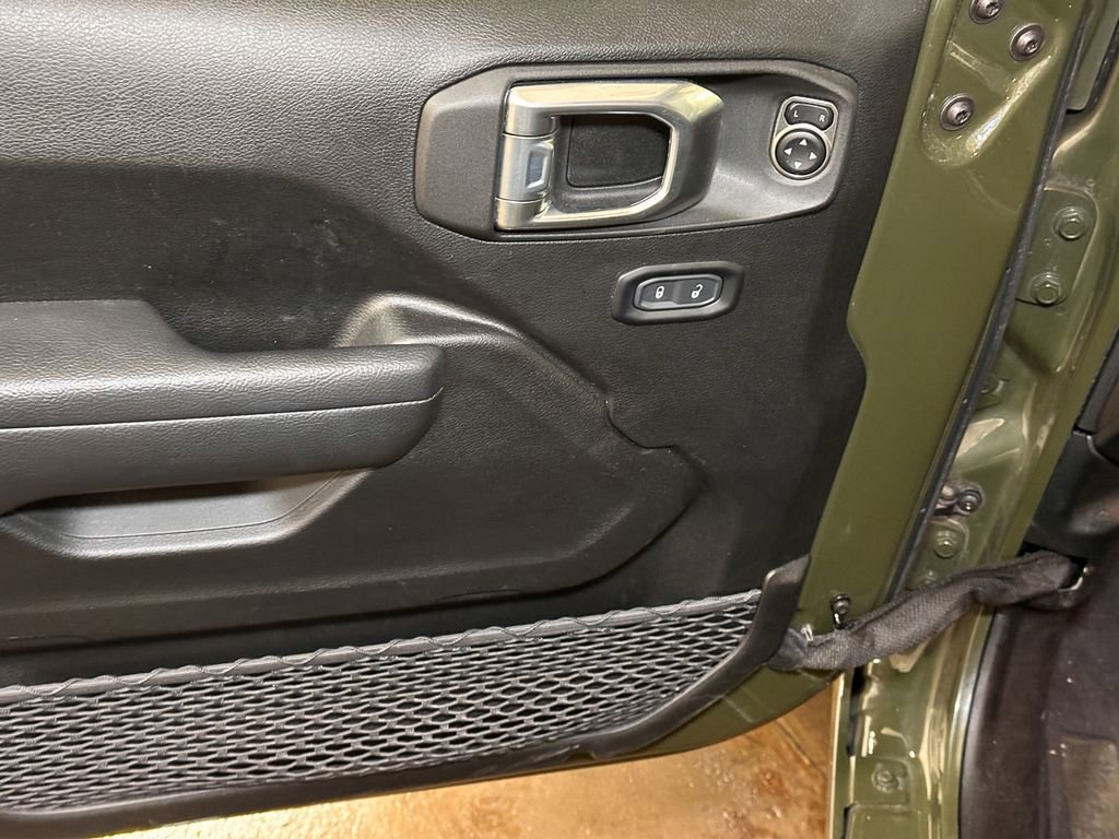 Certified 2023 Jeep Gladiator Sport image 21