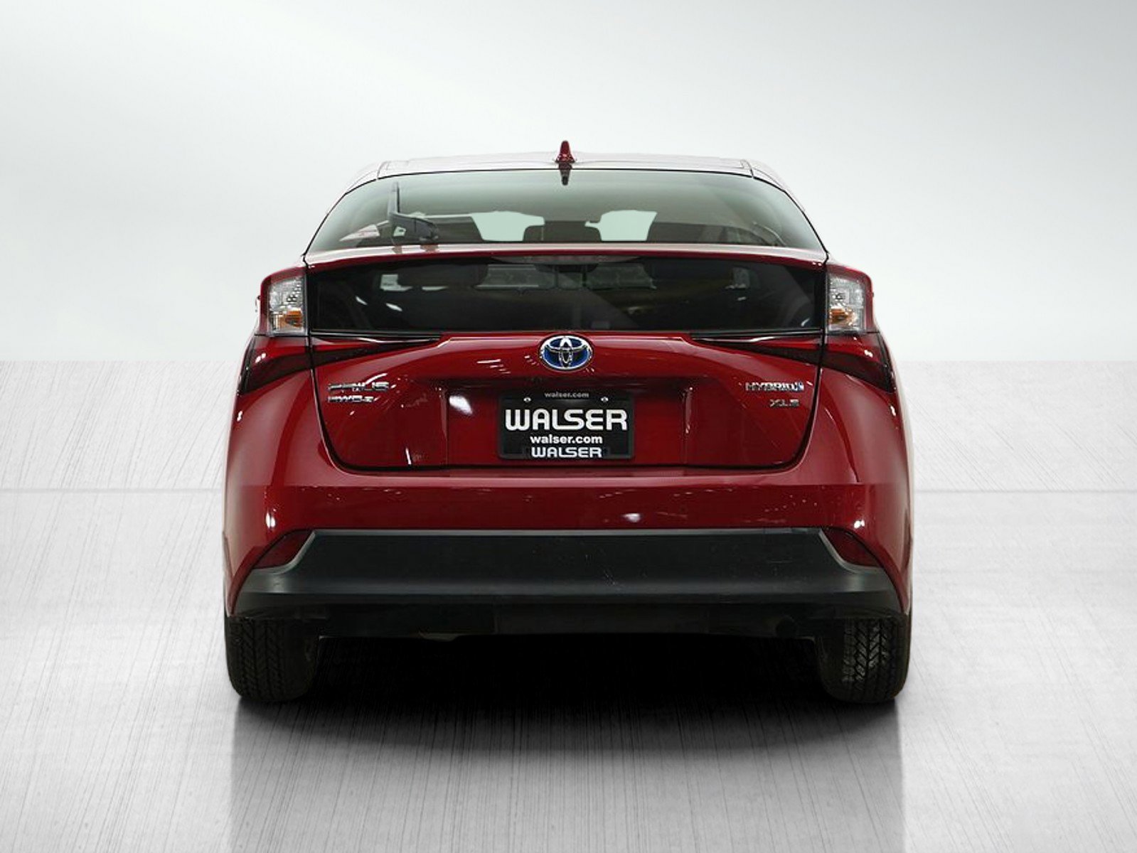 Used 2021 Toyota Prius XLE AWD/4WD image 4