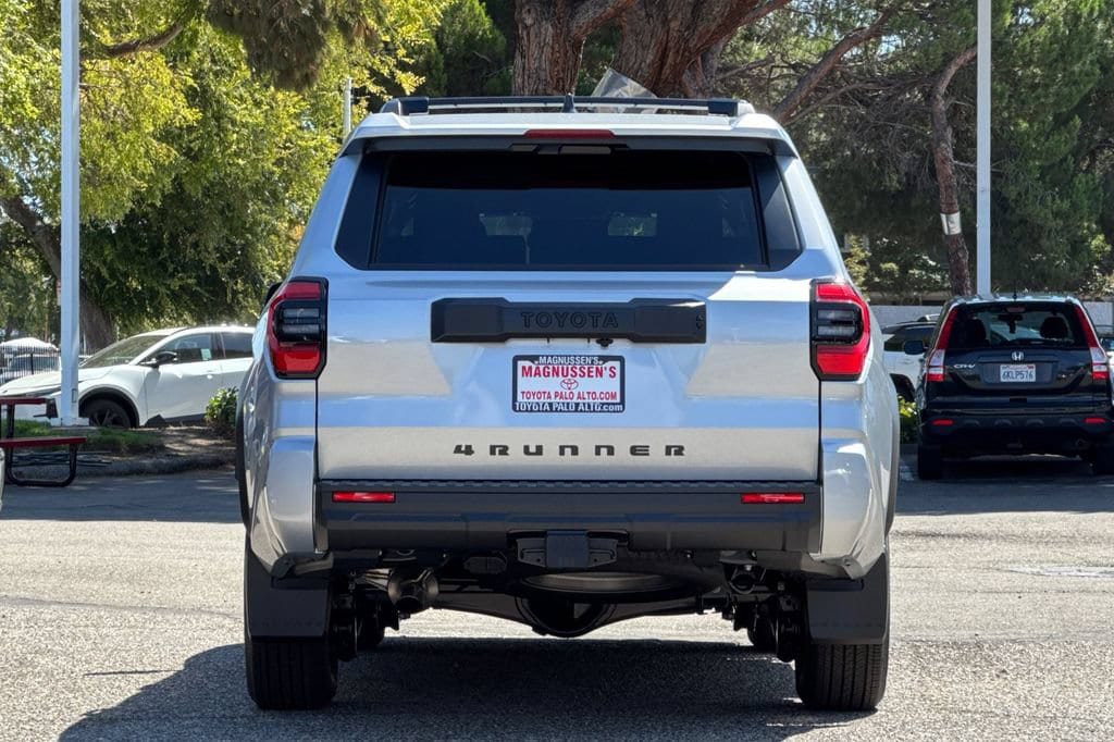 New 2026 Toyota 4Runner SR5 AWD/4WD image 6