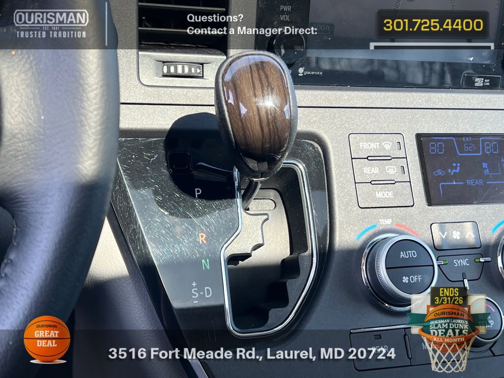 Used 2015 Toyota Sienna XLE w/ XLE Navigation Package image 15