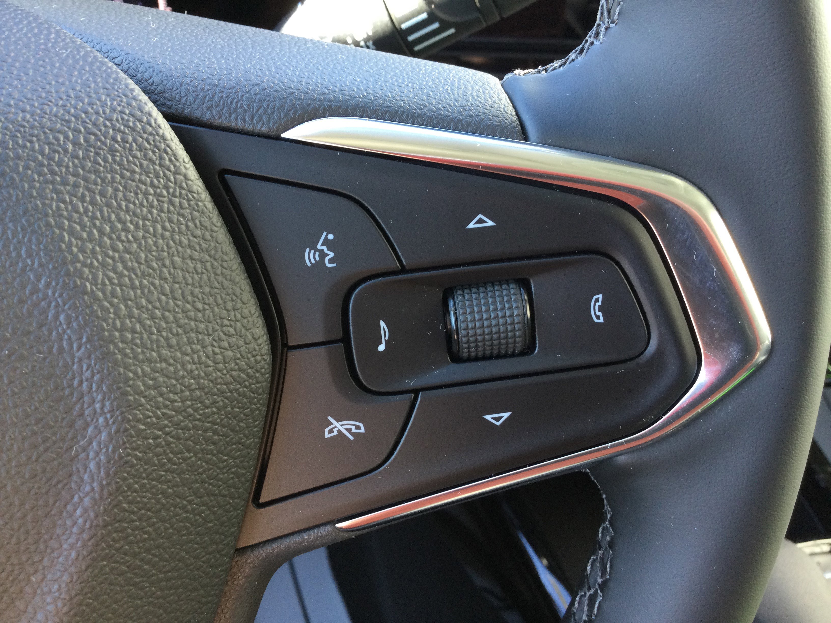 New 2026 Chevrolet Trax LT w/ Driver Confidence Package image 13