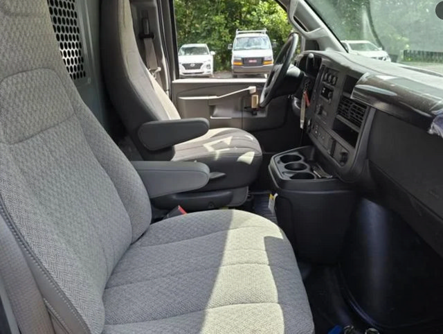 New 2026 GMC Savana 2500 w/ Driver Convenience Package RWD image 13