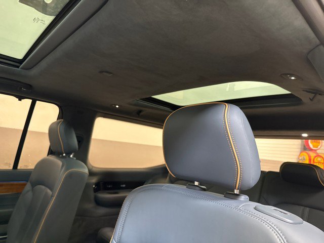 Used 2022 Jeep Grand Wagoneer Series II w/ Premium Group II image 51