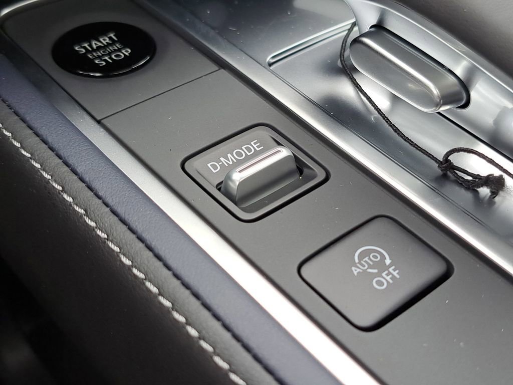 Certified 2026 INFINITI QX60 Sport w/ Dark Cargo Package image 11