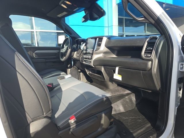 Used 2025 RAM 5500 Tradesman AWD/4WD image 4