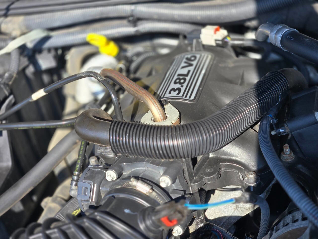 Used 2010 Jeep Wrangler Sahara w/ Mopar Chrome Edition Group image 25