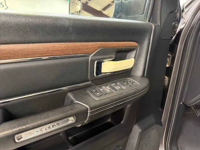 Used 2017 RAM 2500 Laramie image 17