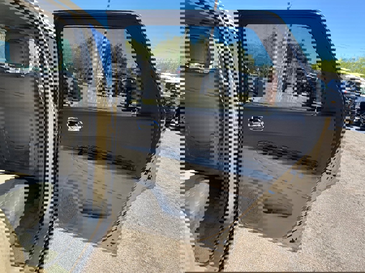 Used 2011 Dodge Durango Crew AWD/4WD image 35