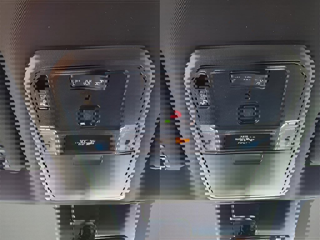 New 2025 Toyota Tundra Limited image 15