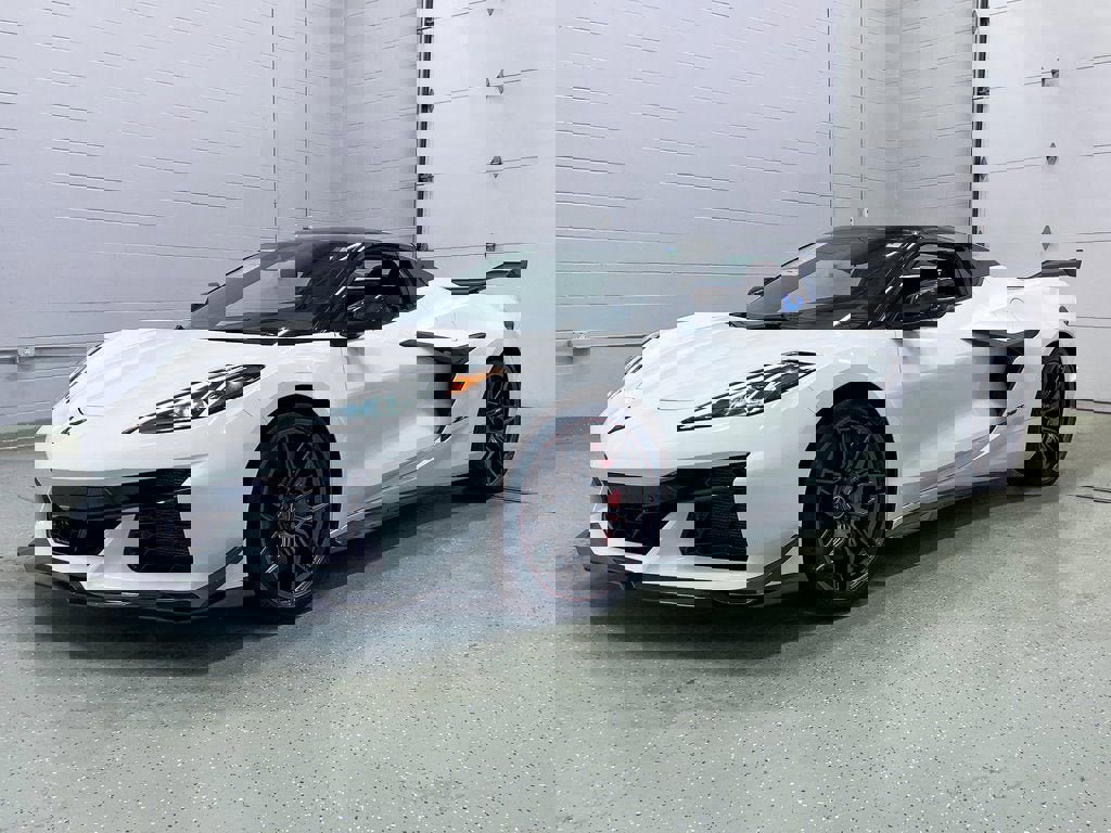 New 2025 Chevrolet Corvette Z06 w/ Z07 Performance Package image 6