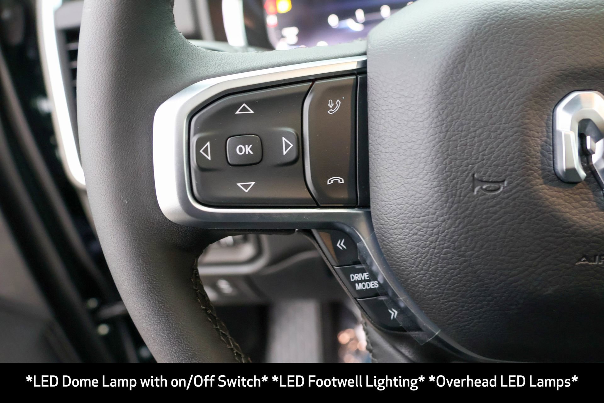 New 2026 RAM 1500 4x4 Crew Cab image 32