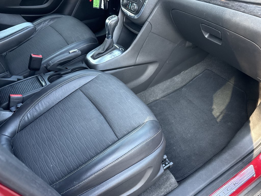 Used 2016 Buick Encore Convenience FWD image 31