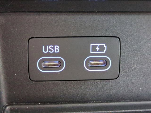 Used 2025 Genesis GV80 3.5T Prestige image 21