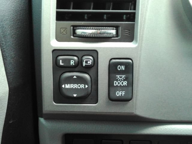 Used 2013 Toyota Sequoia Limited RWD image 37